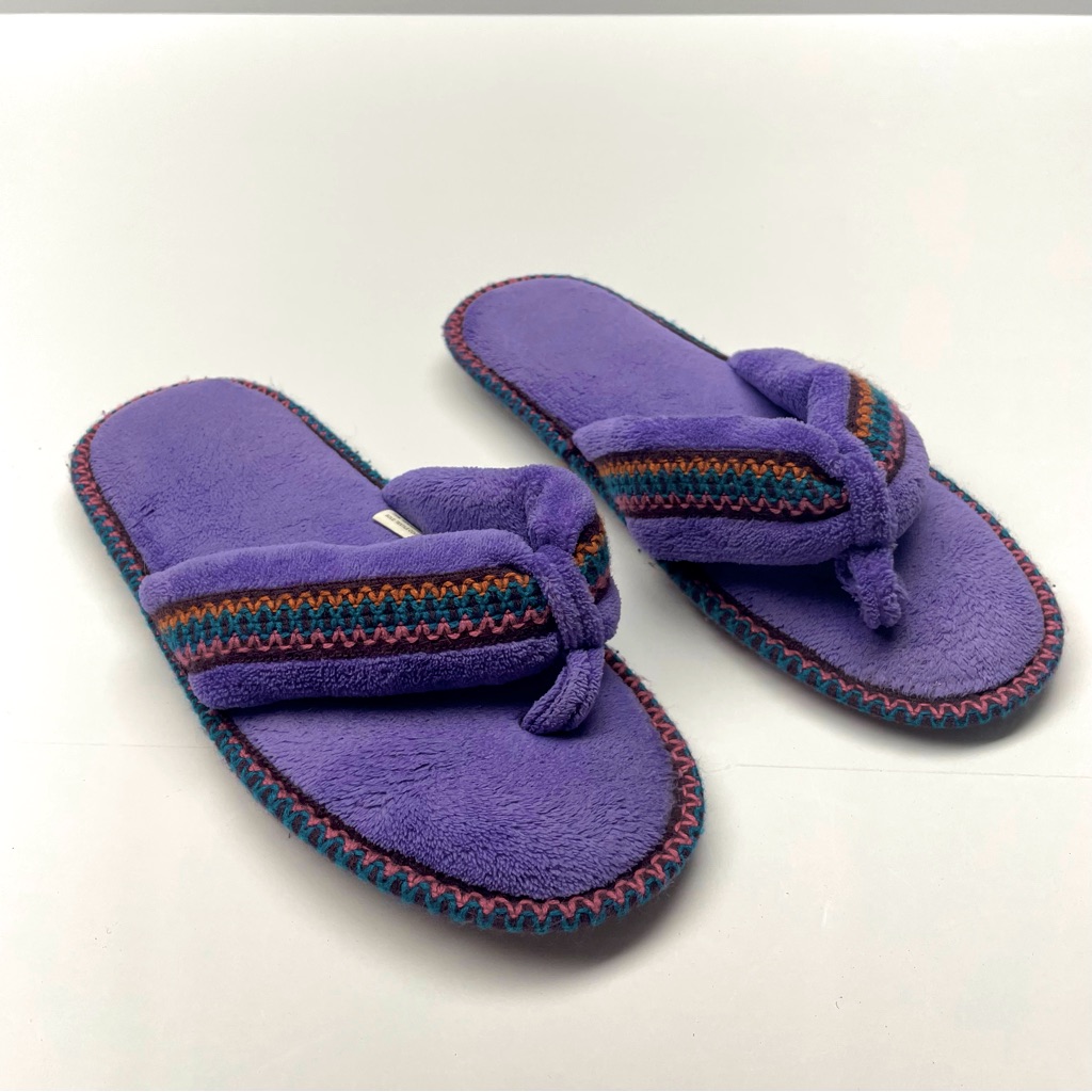 Muk Luks Slippers Flip Flops Purple Colorful Thread Women's Size 9-10
